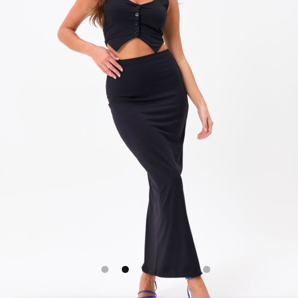 COPY - Glassons black slim fit maxi skirt w/ tags